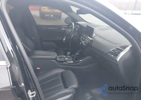 2022 BMW X4 xDrive30I z USA, uszkodzony, nr VIN 5UX33DT02N9M96234